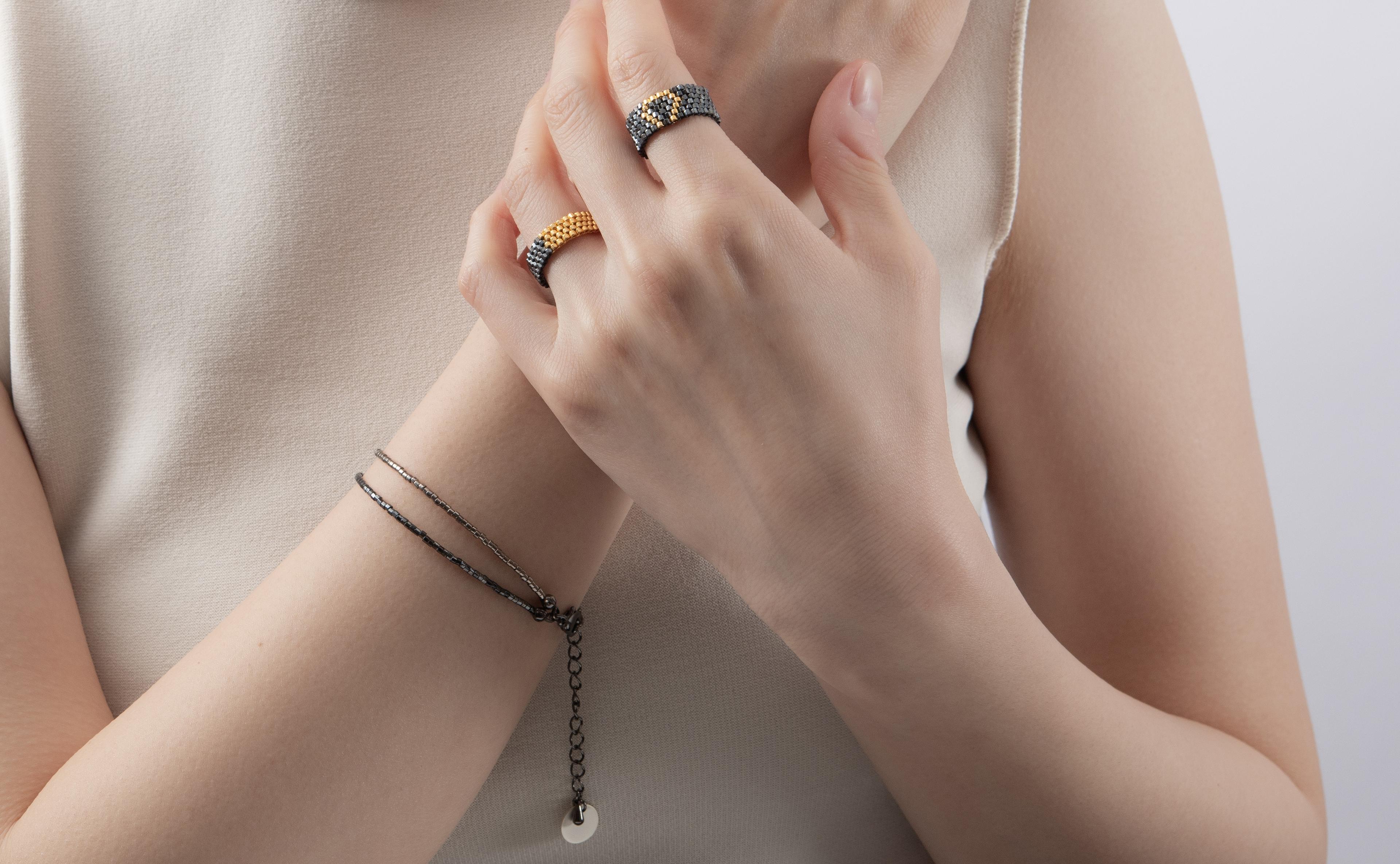 ２色２連ビーズブレスレットGray & Gunmetal（みやび006-BLT）みやびシリーズ